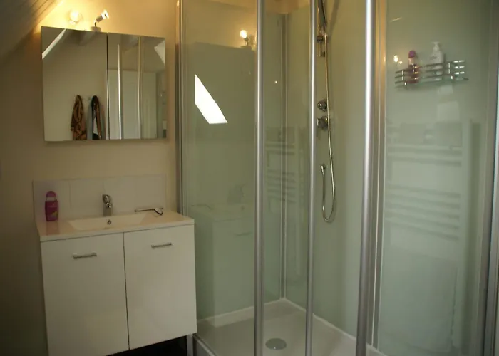 別荘 Nature Escape In With Pool ルブレサック