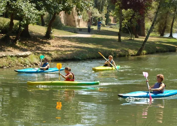 別荘 Nature Escape In With Pool ルブレサック