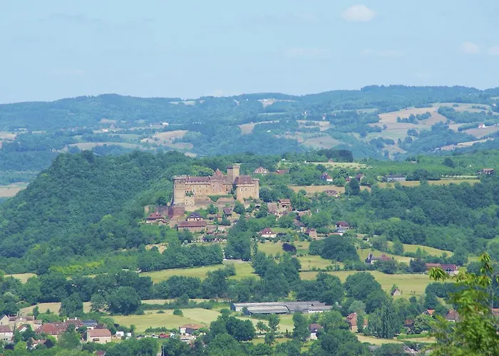 別荘 Nature Escape In With Pool ルブレサック