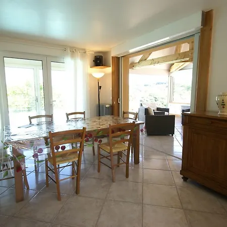 Modern With Private Pool * Loubressac